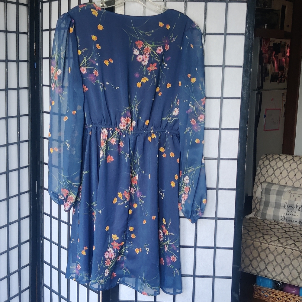 Floral Navy Blue Dress - Picture 11 of 12